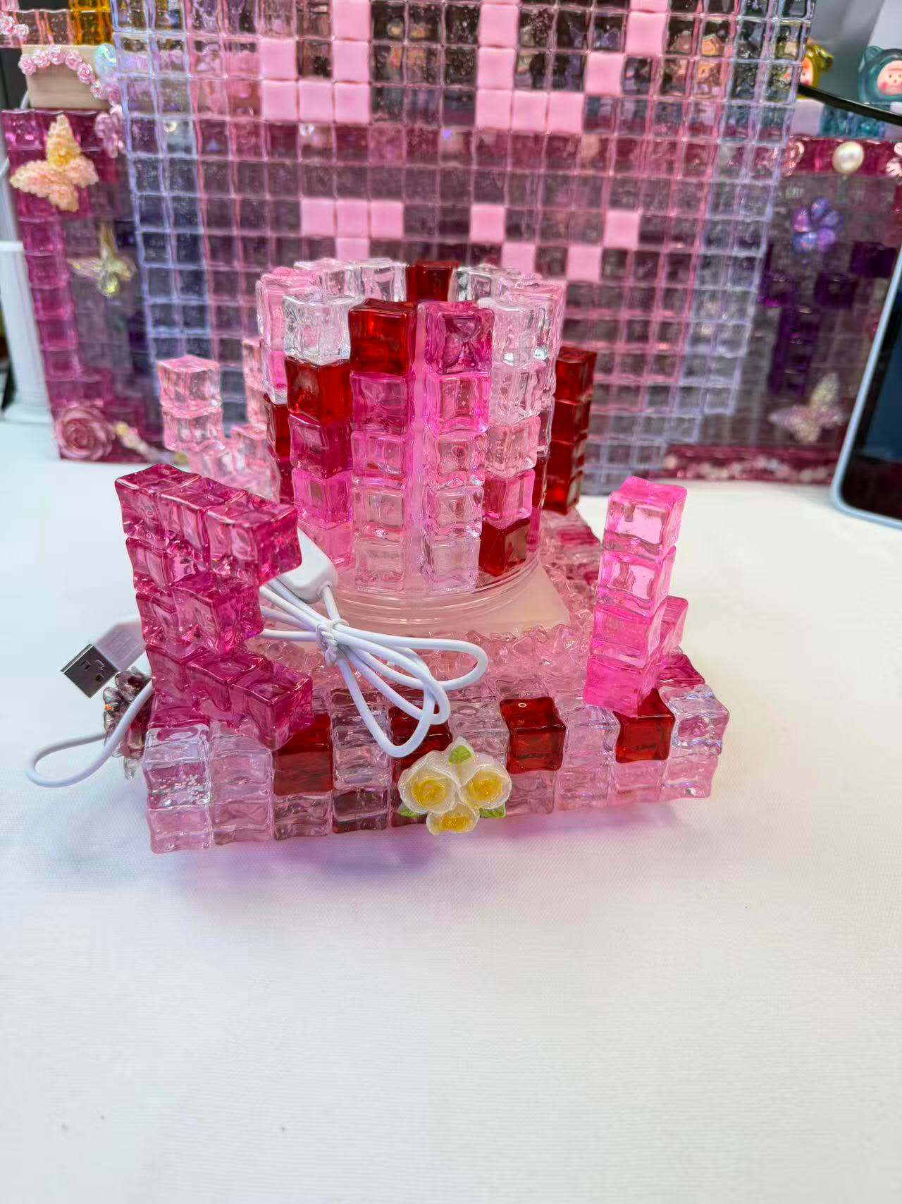 Turnable Pen holder / brush holder with Ice cube- Clear Color