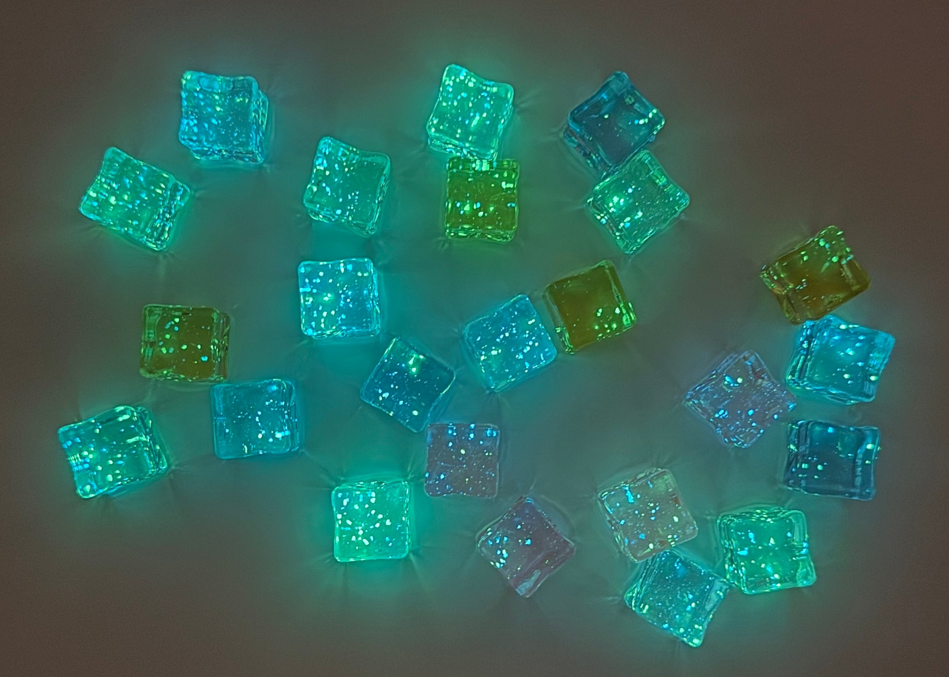 1. The Fairy Dew 20 bags Glowin Resin Fake Ice Cubes - Random Packs of Realistic Acrylic Decorative Props for DIY Crafts Vases & Home Decor - Reusable & Colorful