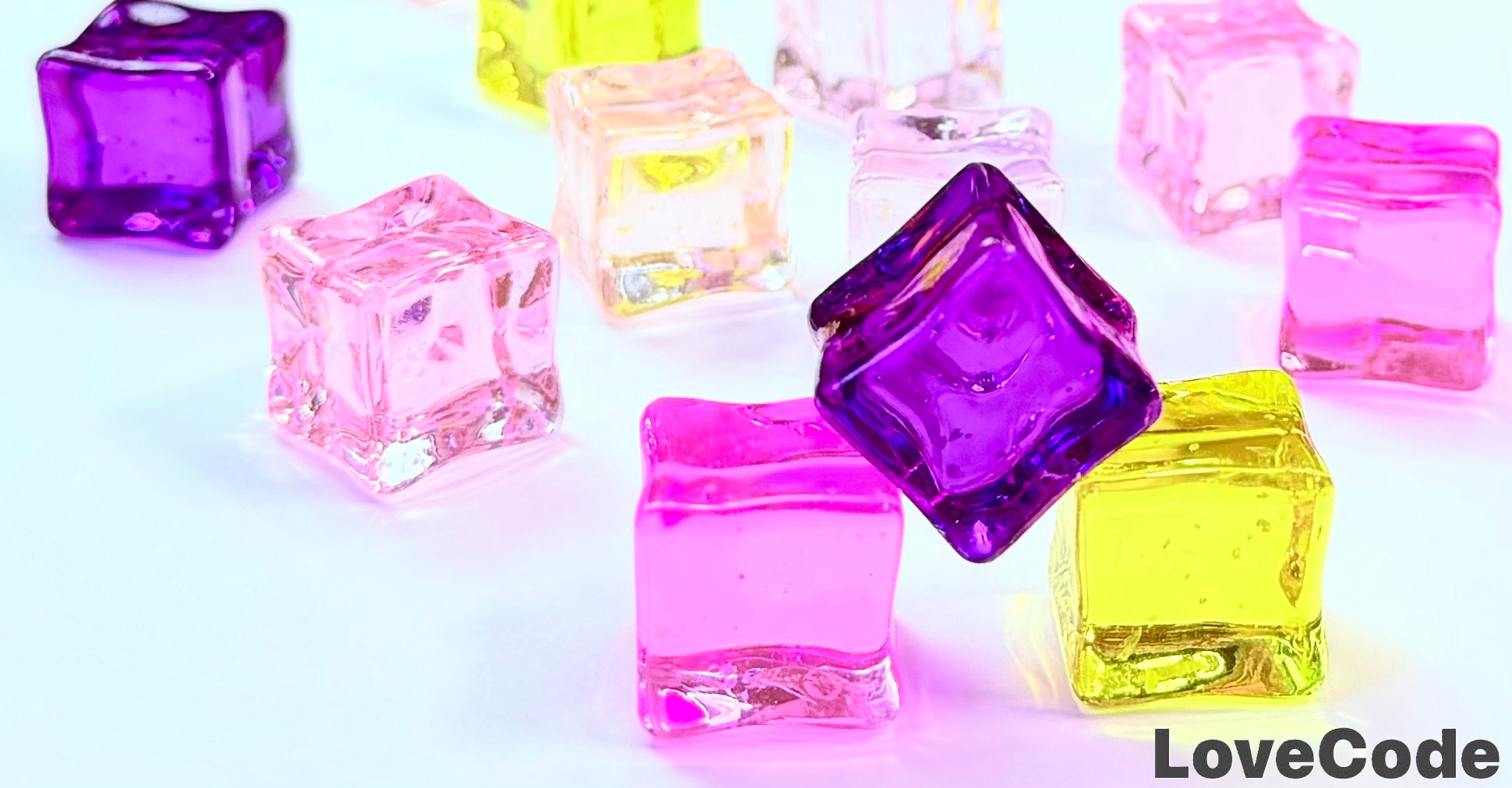 38 Random Packs of Realistic Acrylic Decorative Props for DIY Crafts Vases & Home Decor - Reusable & Colorful